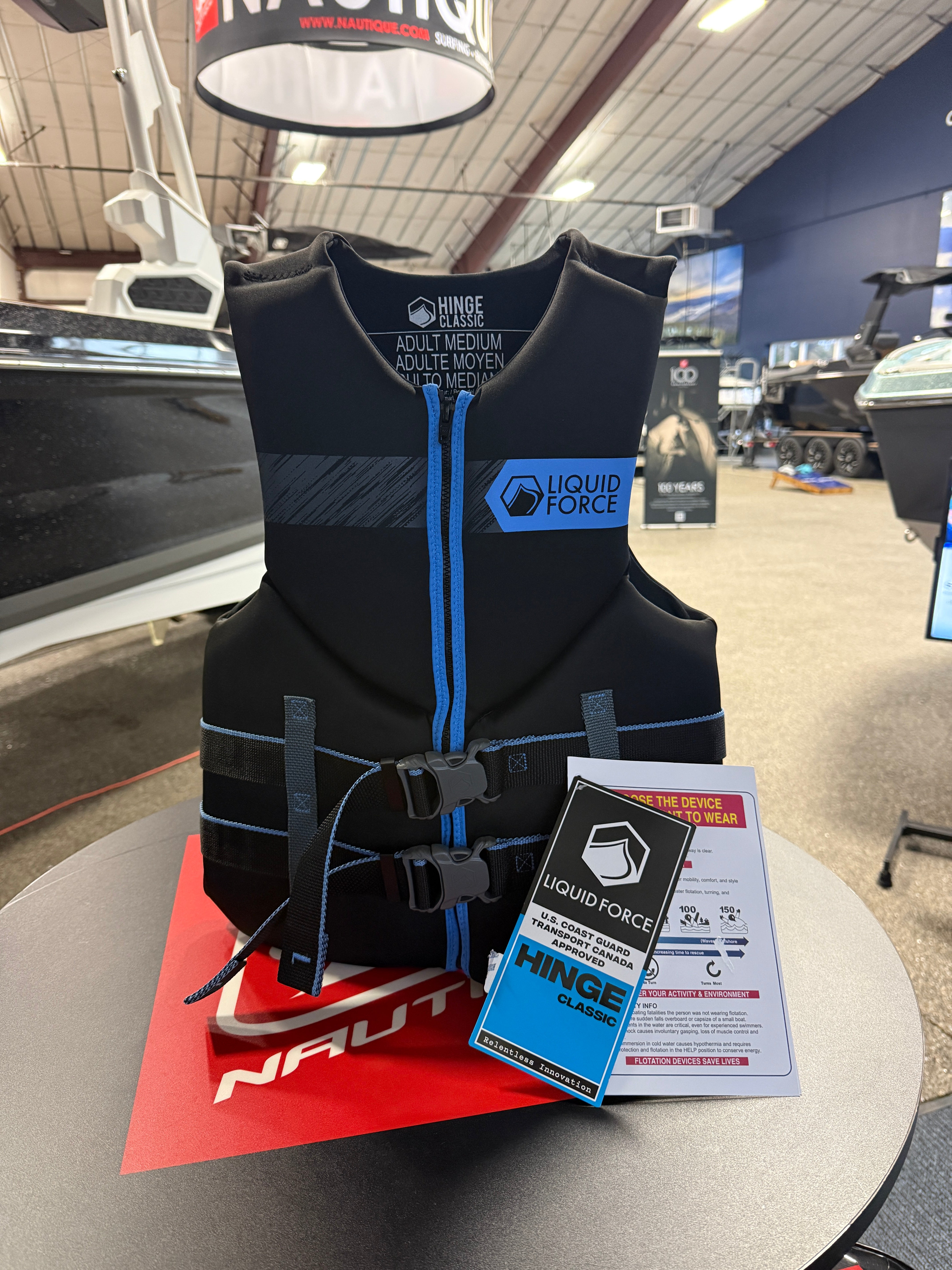 Liquid Force Hinge Mens CGA Lifejacket